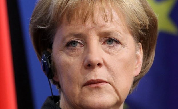 Бивши служители на американското разузнаване предупредиха Меркел за лъжите на НАТО