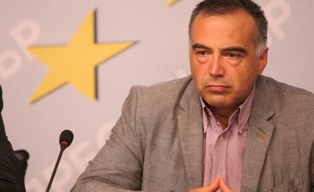Антон Кутев: Няма как Русия да бъде заплаха за националната сигурност на България