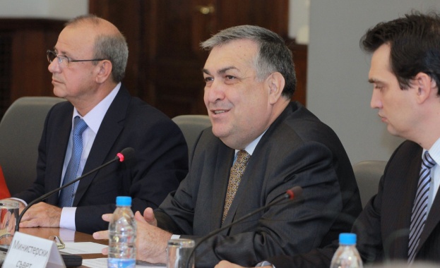 Близнашки: Цената на тока плавно трябва да се покачва, нужна е и актуализация на бюджета