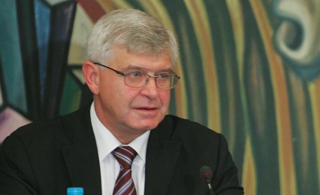 Кирил Ананиев е новият здравен министър