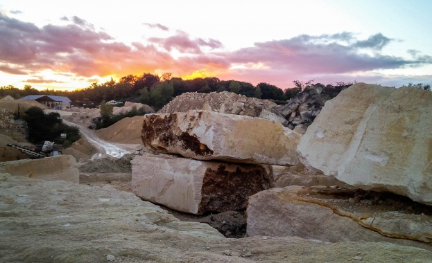 Новият сезон на „Градове на показ” разсъблича сградите пласт по пласт