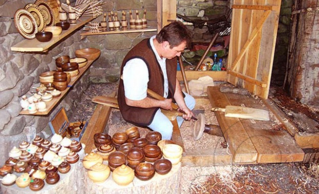 Международен панаир на народните занаяти