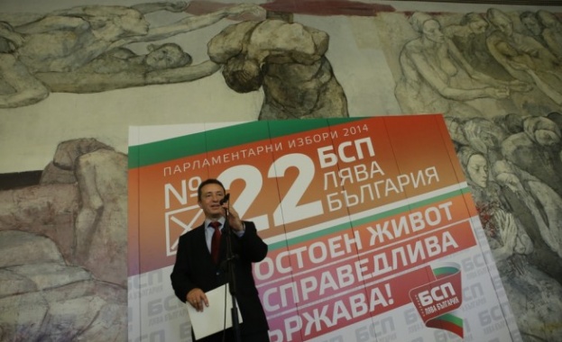 Стоилов: Имаме принципни различия с управляващите за училищното образование