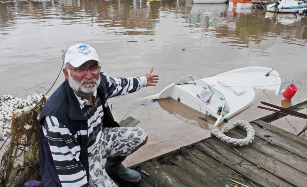 След потопа: Бургас иска заем заради блокирани в КТБ пари