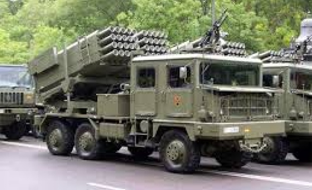 Американски самолети доставят оръжия в Украйна