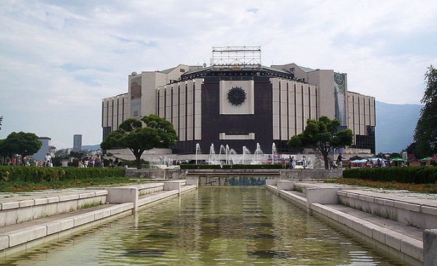 Зала 1 на НДК ще се превъне в ледена пързалка за руски балет