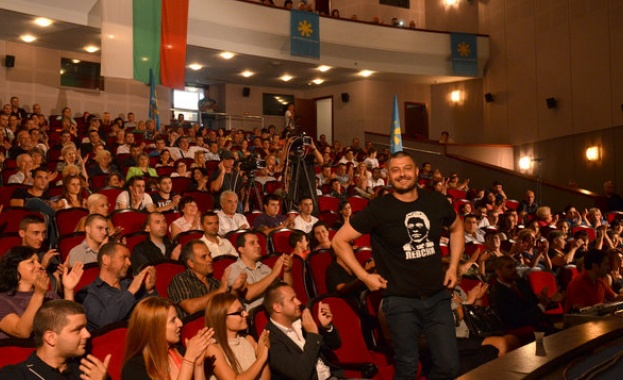 Бареков: Гневът нараства и не дай Боже да стане като в Украйна