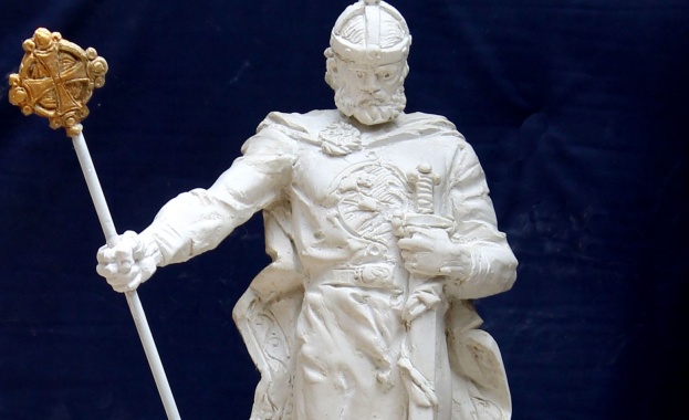 Паметникът на Цар Самуил ще бъде поставен до пилоните на „Св. София”