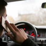 Мобилните оператори остават под контрола на ЕК заради роуминга