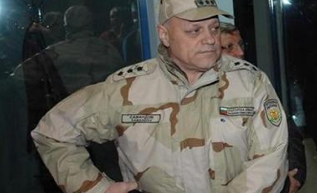 Самандов сдаде длъжността командващ на Съвместното командване на силите