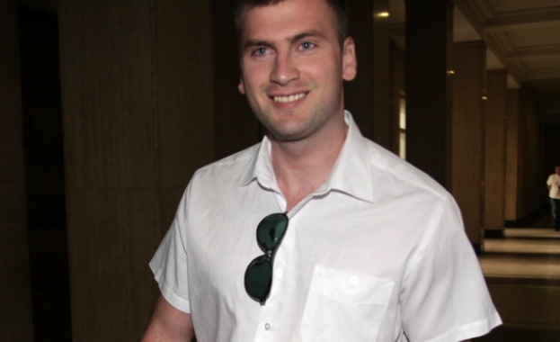 Октай Енимехмедов: Мога да предложа нови закони 