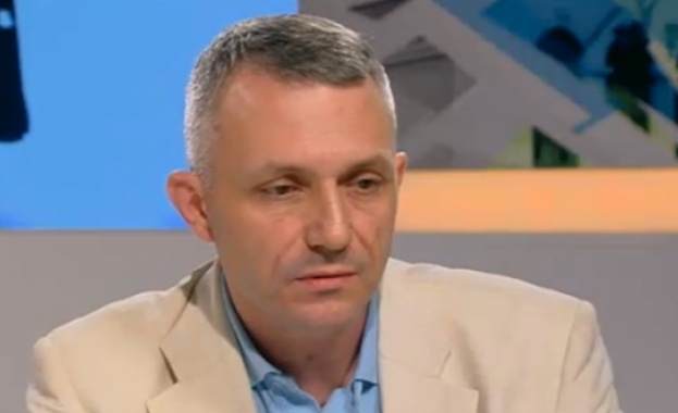 Ако не бяха държавни институции, прокуратурата и БНБ щяха да се наричат организирана престъпна група