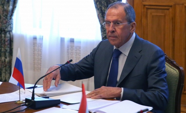 Лавров: НАТО подтиква Киев към силово разрешаване на конфликта