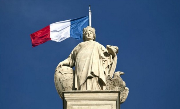 Париж отбеляза спад в туристическия поток заради тероризма