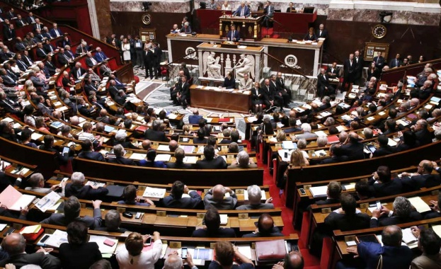 Драматичен вот на доверие за френското правителство