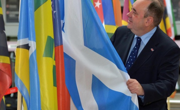 Първият министър на Шотландия хвърли оставка 