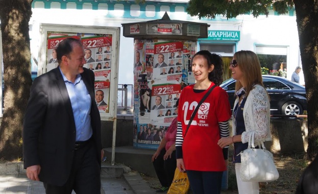 Миков: Хората, които искат политиката на развитие да продължи, да се активизират