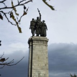 Русия с ответни мерки, ако Полша събори съветските паметници