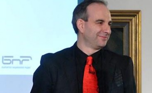 Петър Волгин стана татко 