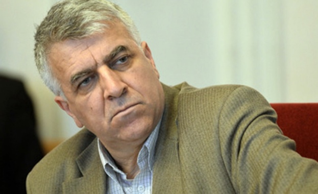 Гечев: Някой политически е оказвал натиск на институциите да не си свършат работата за КТБ