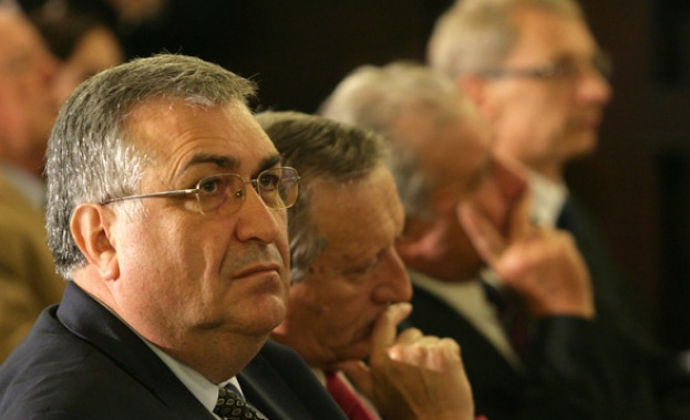 Служебното правителство подготвя промени в изборния закон