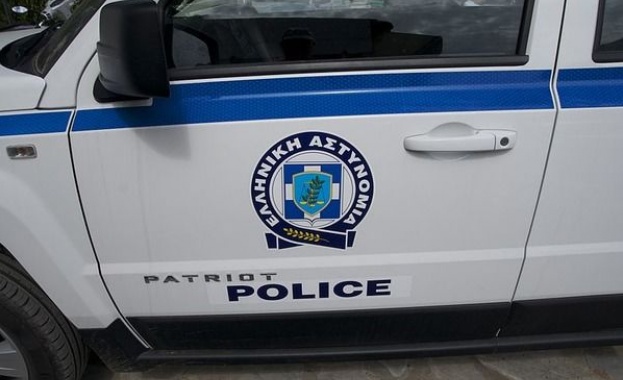 Седем гръцки преподаватели са арестувани заради педофилия