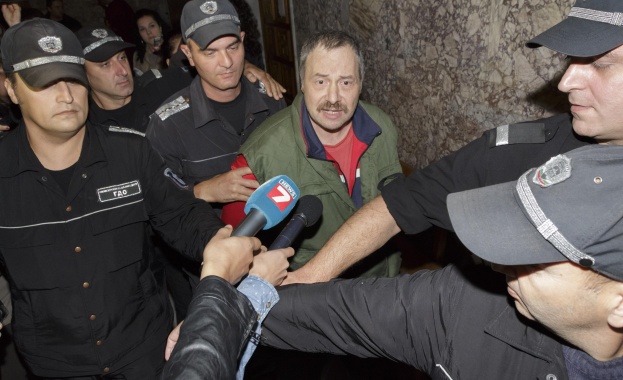 Евангелистката църква отрича да плаща защитата на стрелеца от Лясковец