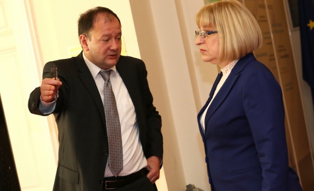 Михаил Миков: Актуализацията на бюджета обслужва ГЕРБ