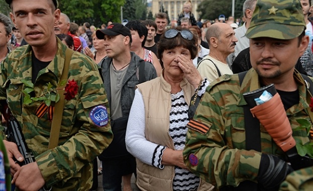 В Донецк пристигна Тихвинската икона с лика  на Божията Майка