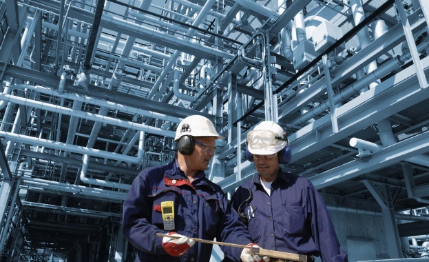 България наема инженери от Тунис, нашите не стигат  