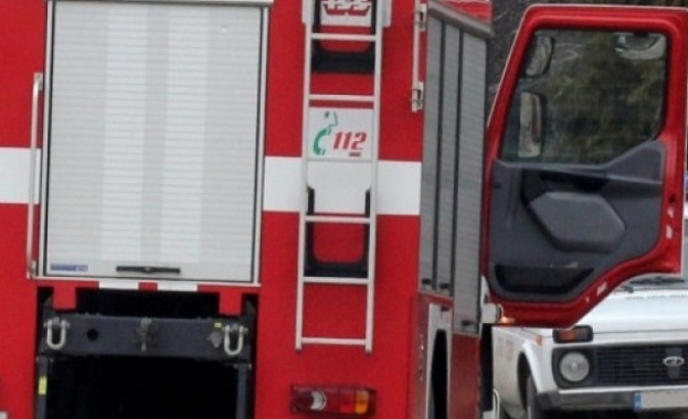 Екипи на пожарната са извадили човека Работник загина в цистерна