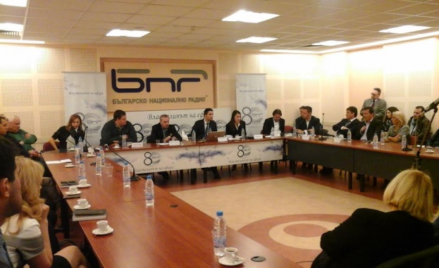  Радиоиндустрията с общ проект за изследване на аудиторията