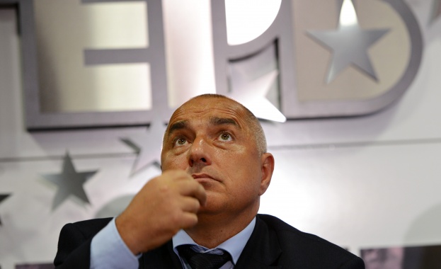 Борисов иска Ненчев да докладва кои летища могат да станат писти за автомобилни гонки