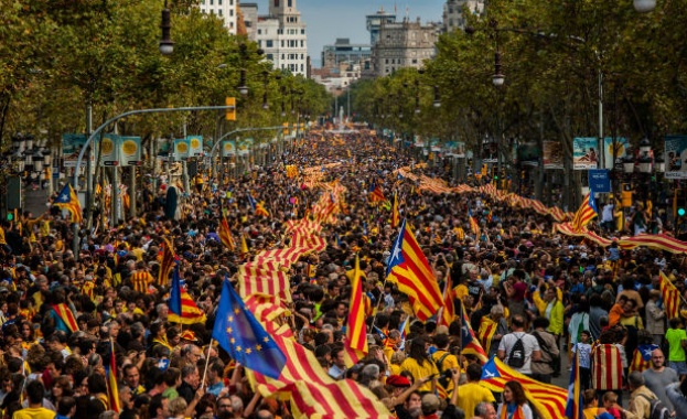 Каталуния обявява независимост на 9 октомври
