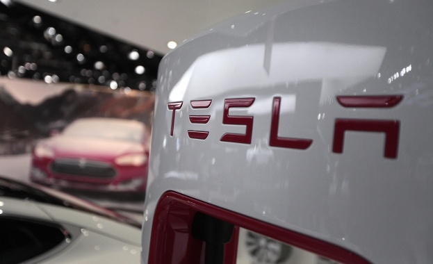 Tesla спира почти цялото си производството в Шанхай заради проблеми с доставките