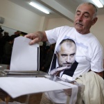 Какво (не) казаха партиите в изборната нощ?