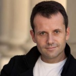 Виртуалното политиканстване е работа на кучета, които само лаят