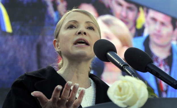Юлия Тимошенко е депутат във Върховната рада и бивш премиер