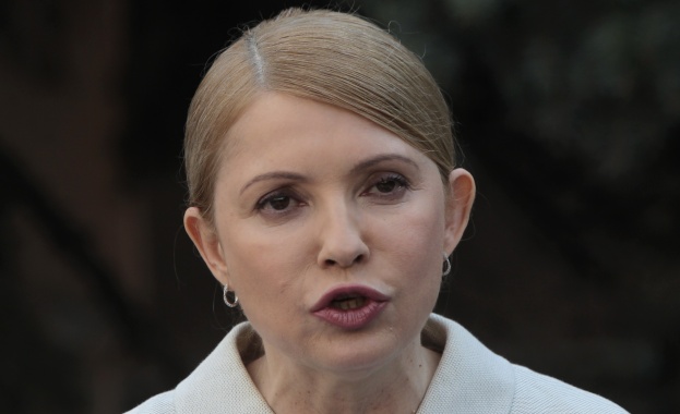 Тимошенко призова Порошенко  да освободи Саакашвили