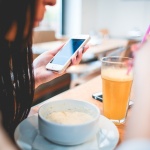 Гръцките инфлуенсъри печелят 90 милиона евро годишно