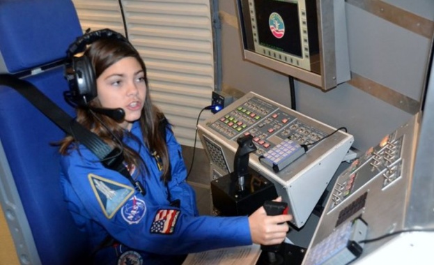 НАСА готви 13-годишна за полет до Марс 