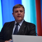 Каракачанов: Доган отстранява всички в ДПС, които прекалено клонят към Анкара