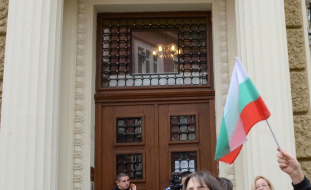 Пострадалите от КТБ се обединиха в асоциация 