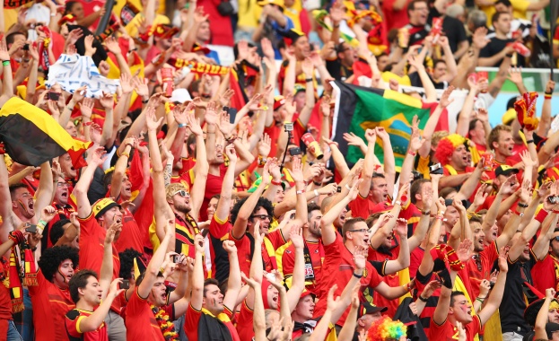 Фенове на Босна и Белгия показаха добрата страна на футбола /видео/