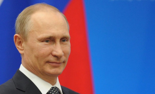 Плакати на Путин посрещат руския президент в Белград. В сръбски вестник той призова САЩ да прекратят безразсъдния шантаж спрямо Русия  