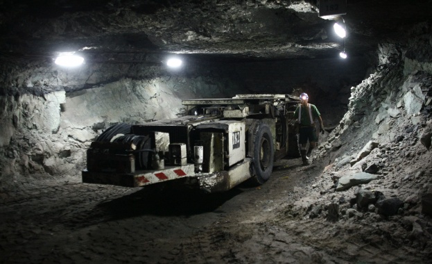 Полша: Разбираме ситуацията в Украйна, но безплатни въглища няма 