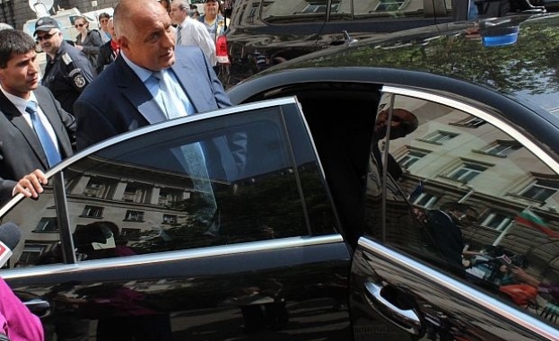 Борисов пристигна изненадващо в Народно събрание