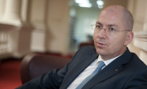 Румен Йончев оглави Комисията по политиките за българите в чужбина