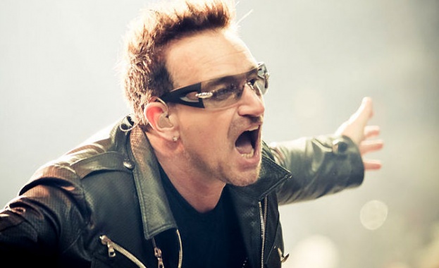 Боно ляга под ножа 