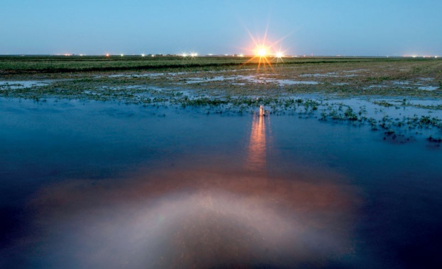 Шистовият газ се добива, а шистовият блъф се изпарява